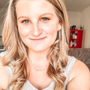 Meet your Posher, Hailey